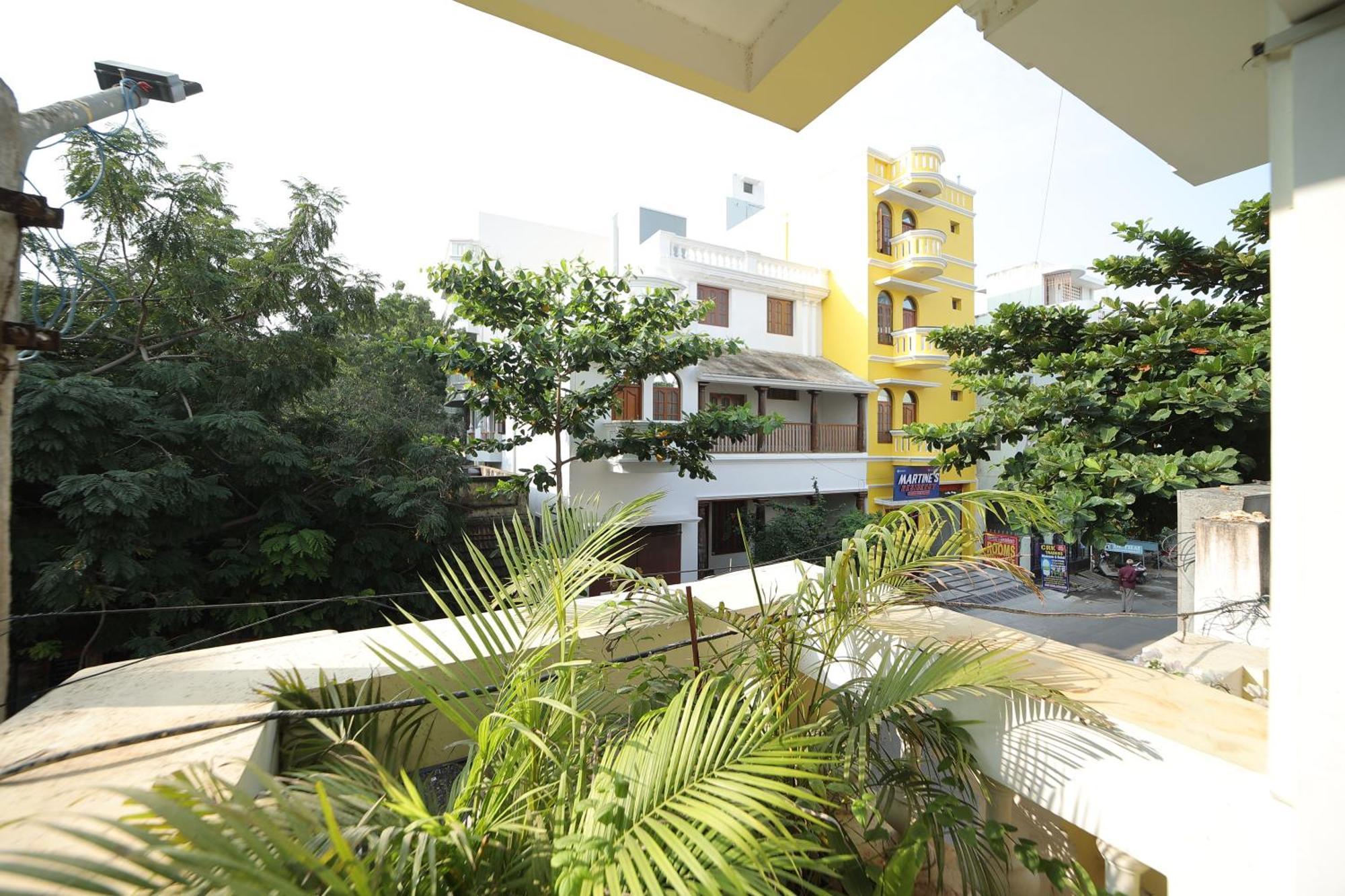 French Breeze Residency Hotel Pondicherry Exterior photo